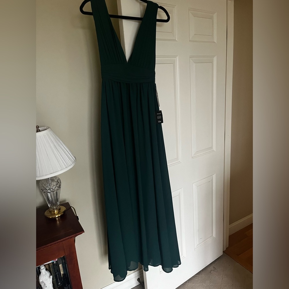 Lulus prom dress new with tags!!